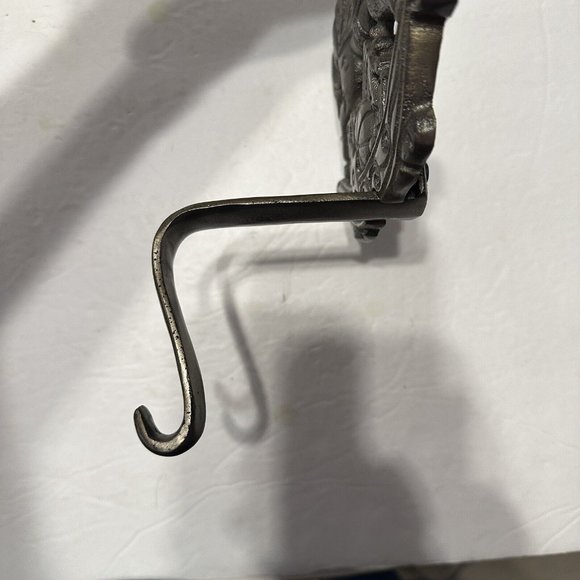 Christmas Stocking Holder Hanger Heavy Cast Metal Rocking horse Toys - Picture 6 of 6